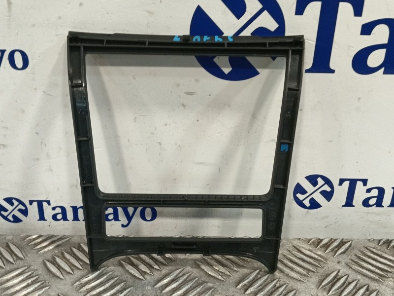 Recambio de moldura para volkswagen golf vi (5k1) 2.0 gti referencia OEM IAM 5K0863487A  