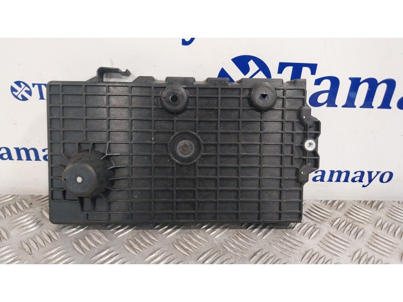 Recambio de soporte bateria para volvo v40 hatchback (525) d3 referencia OEM IAM 31301934  