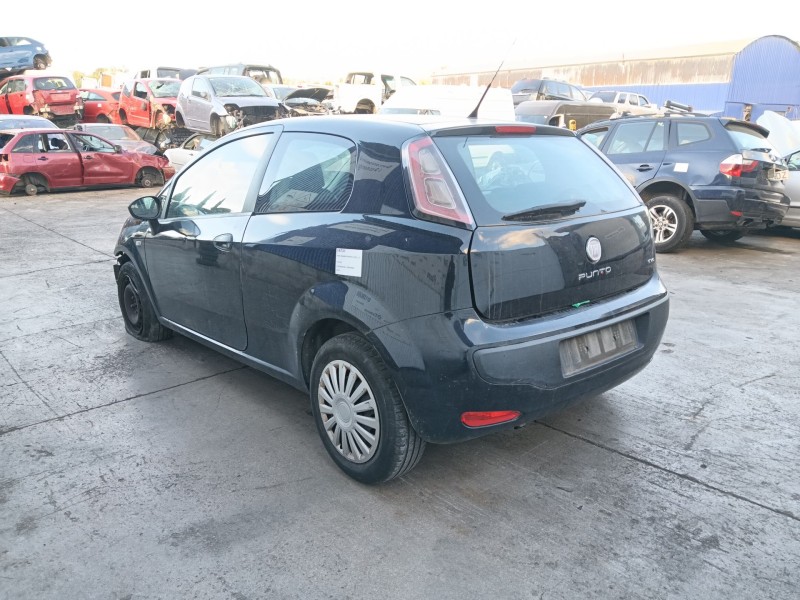 fiat grande punto (199_) del año 2011