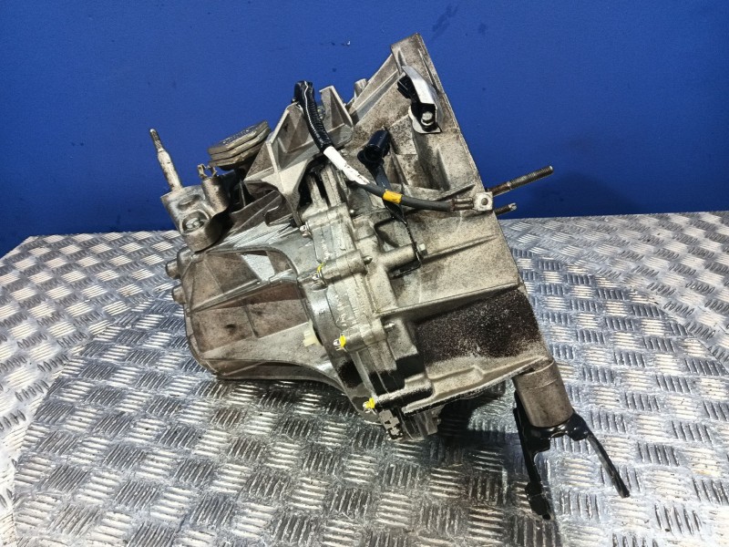 Recambio de caja cambios para dacia duster (hs_) 1.5 dci referencia OEM IAM TL4075  