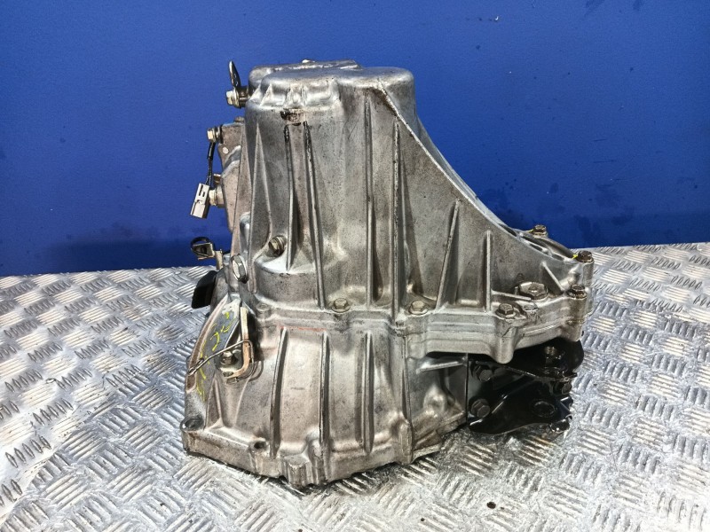 Recambio de caja cambios para peugeot 107 1.0 cat (384f) referencia OEM IAM 20TT01  