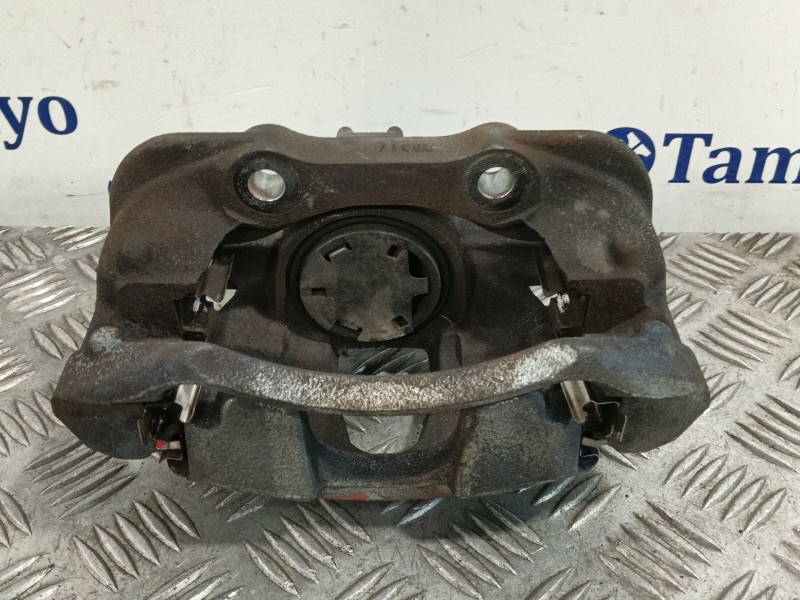 Recambio de pinza freno delantera derecha para peugeot 308 referencia OEM IAM Y04566  