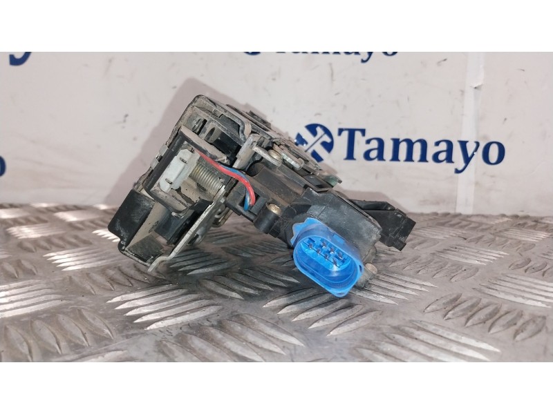 Recambio de cerradura puerta trasera izquierda para seat altea xl (5p5) 2.0 tdi referencia OEM IAM 7L0839015  
