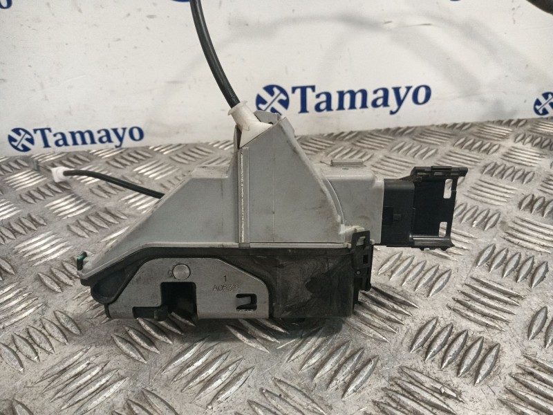 Recambio de cerradura puerta trasera izquierda para peugeot 308 referencia OEM IAM A048069 9660525480 9685950377