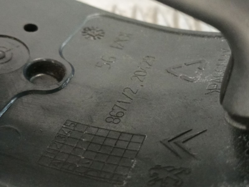 Recambio de maneta exterior trasera izquierda para peugeot 308 referencia OEM IAM 9672961180 1200G4 8671220429