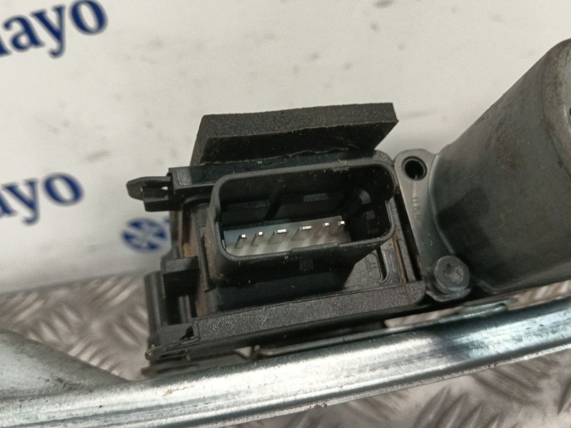 Recambio de elevalunas trasero derecho para peugeot 308 referencia OEM IAM 967546298000  