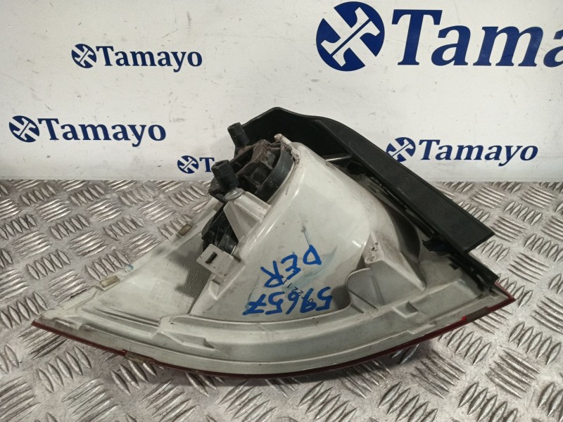 Recambio de piloto trasero derecho para volkswagen golf v (1k1) 1.4 16v referencia OEM IAM 084411963R  