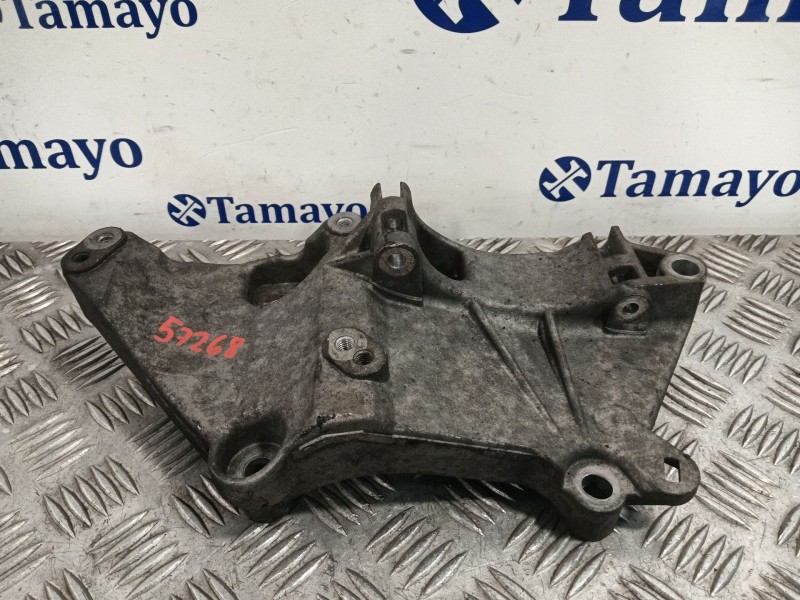 Recambio de soporte alternador para renault scenic ii 1.9 dci diesel referencia OEM IAM 8200100148  