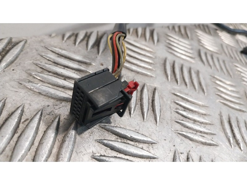 Recambio de retrovisor derecho para volkswagen golf plus v (5m1, 521) 2.0 tdi 16v referencia OEM IAM   