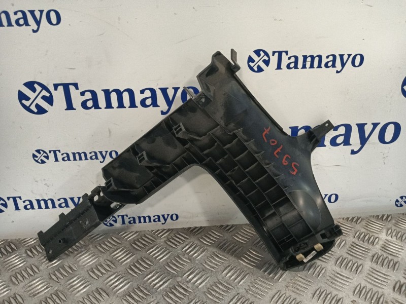 Recambio de plastico varios para volkswagen golf vi (5k1) 2.0 gti referencia OEM IAM 5K1858366B  