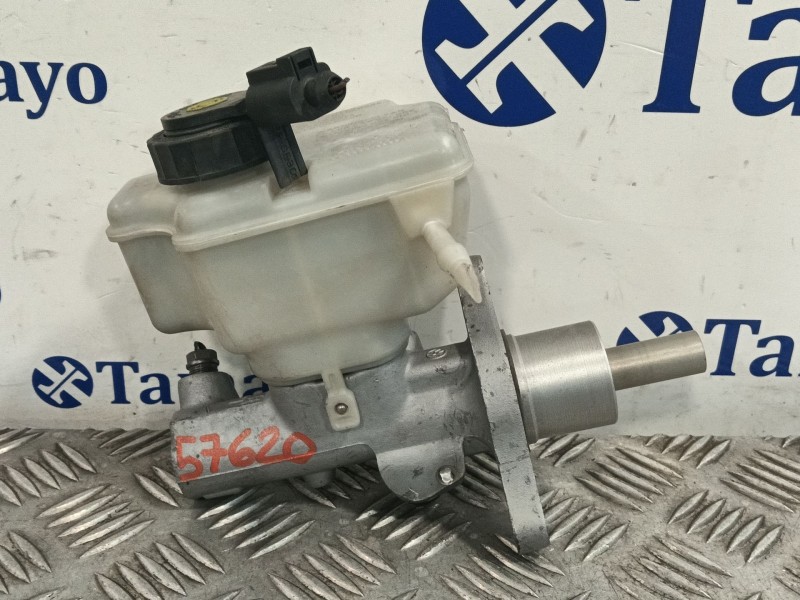 Recambio de bomba freno para volkswagen golf vi (5k1) 1.6 tdi dpf referencia OEM IAM 1K1611301  