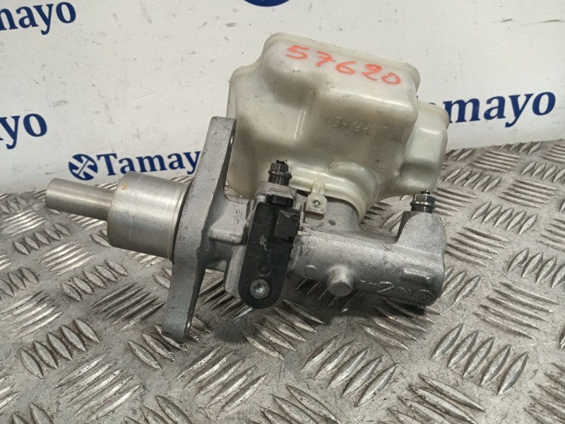Recambio de bomba freno para volkswagen golf vi (5k1) 1.6 tdi dpf referencia OEM IAM 1K1611301  