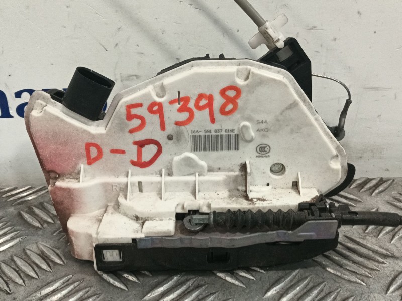 Recambio de cerradura puerta delantera derecha para seat ibiza iv (6j5, 6p1) 1.4 referencia OEM IAM 5N1837016E  