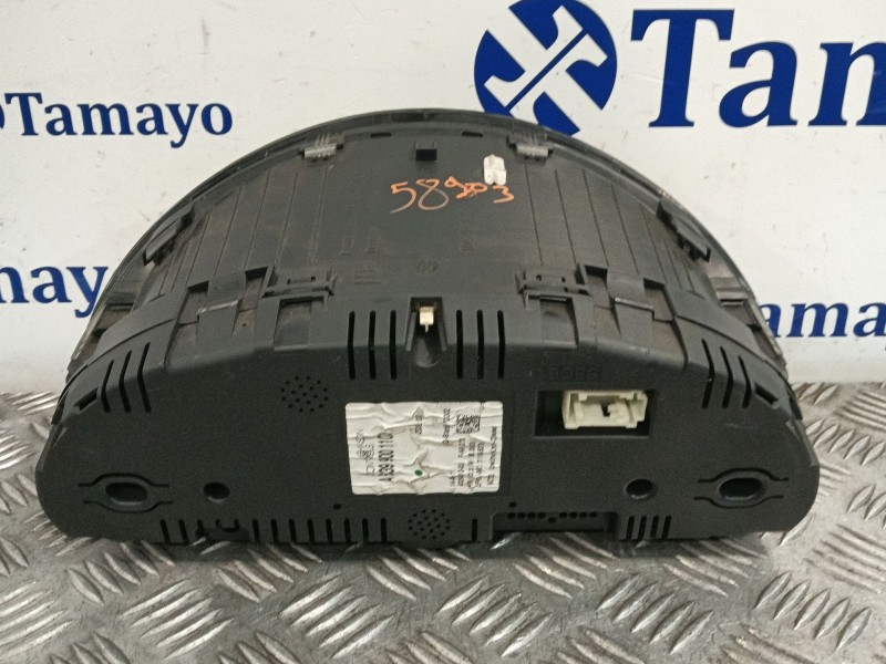 Recambio de cuadro instrumentos para mercedes-benz vito kasten (639) referencia OEM IAM A6399001100 1042993 