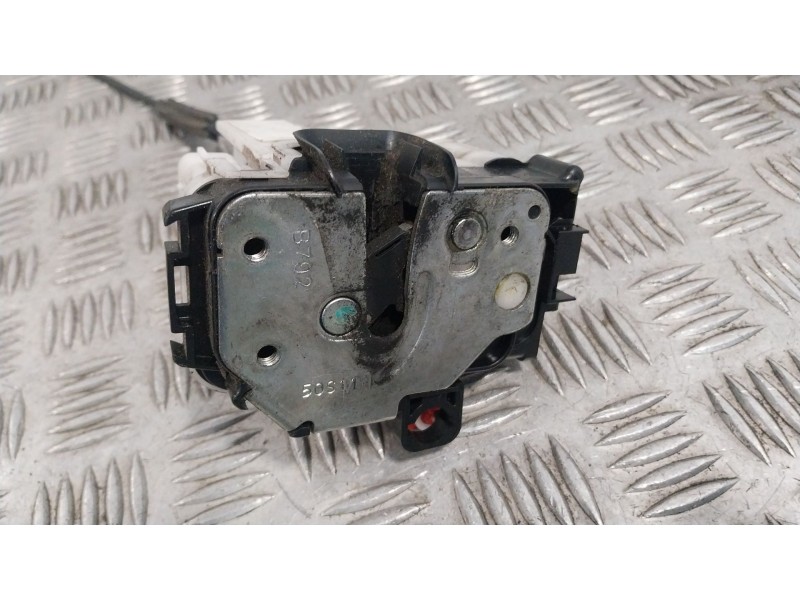 Recambio de cerradura puerta delantera izquierda para fiat 500 (312_) 1.2 (312axa1a) referencia OEM IAM 51827413  