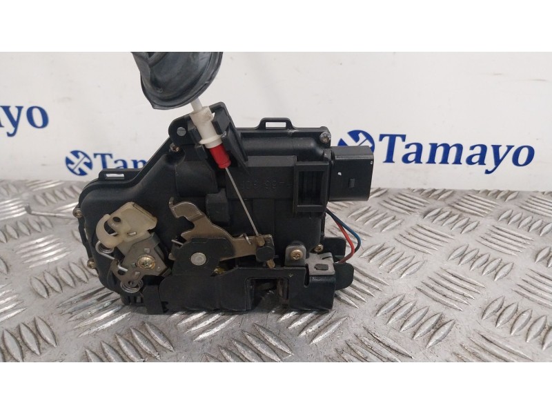 Recambio de cerradura puerta delantera izquierda para audi a2 (8z) 1.4 tdi referencia OEM IAM 8Z1837015A  