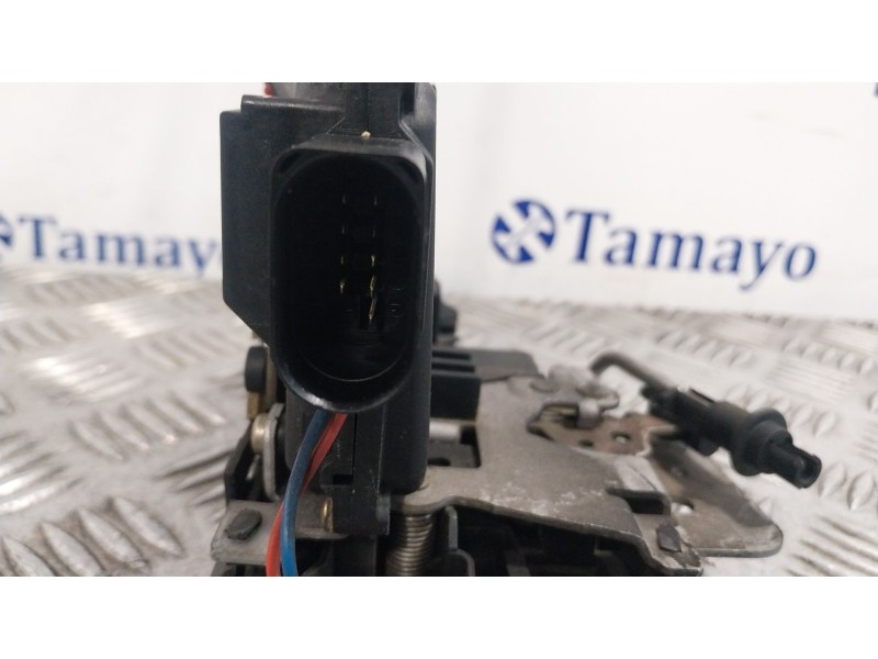 Recambio de cerradura puerta delantera izquierda para audi a2 (8z) 1.4 tdi referencia OEM IAM 8Z1837015A  