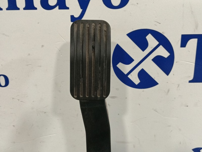Recambio de pedal acelerador para hyundai h350 furgoneta 2.5 crdi referencia OEM IAM 9460059000  