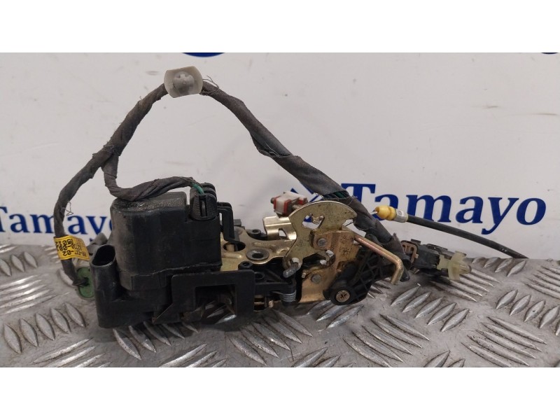 Recambio de cerradura puerta trasera izquierda para ssangyong rexton 2.7 turbodiesel cat referencia OEM IAM   