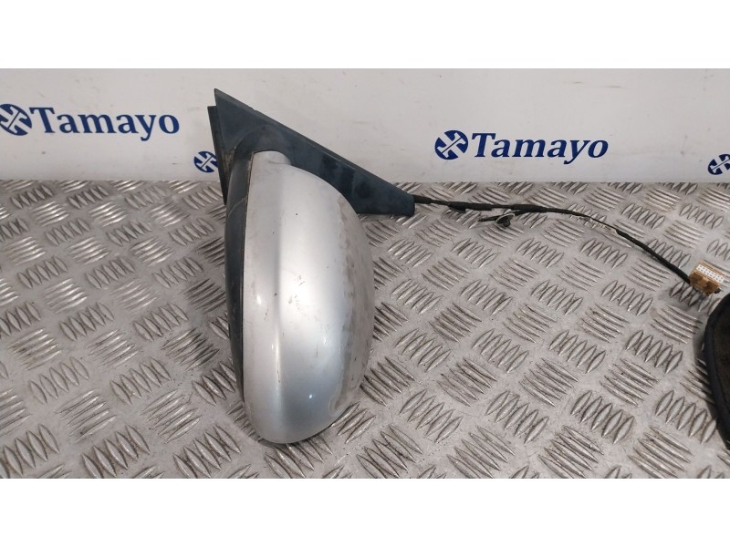 Recambio de retrovisor izquierdo para audi a2 (8z) 1.4 tdi referencia OEM IAM E9011024  