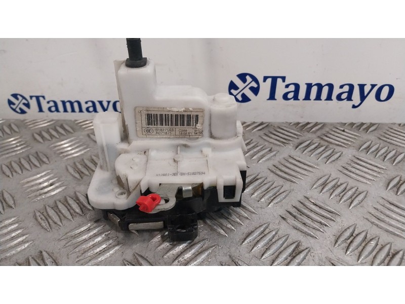 Recambio de cerradura puerta delantera derecha para fiat 500 (312_) 1.2 (312axa1a) referencia OEM IAM 51827593  