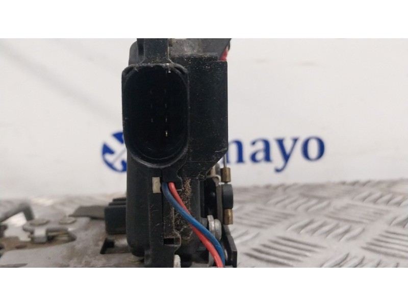 Recambio de cerradura puerta delantera derecha para audi a2 (8z) 1.4 tdi referencia OEM IAM   