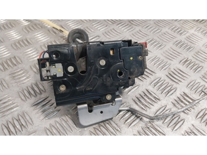 Recambio de cerradura puerta delantera derecha para audi a2 (8z) 1.4 tdi referencia OEM IAM   