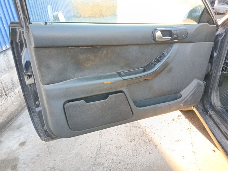 audi a3 (8l1) del año 1999