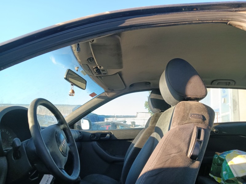 audi a3 (8l1) del año 1999