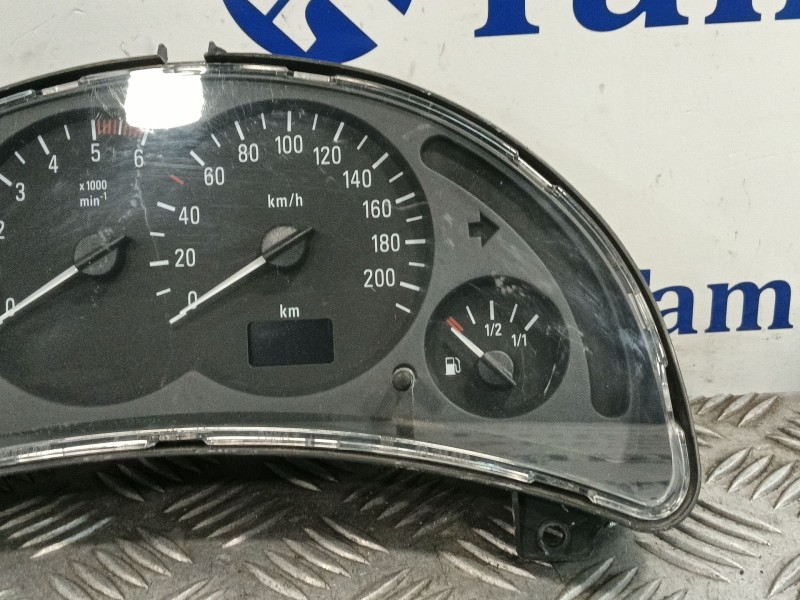 Recambio de cuadro instrumentos para opel combo furgoneta/monovolumen 1.3 cdti 16v referencia OEM IAM 13173347WA 110008988026 87