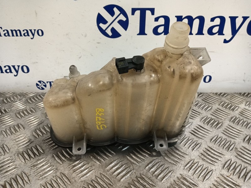 Recambio de deposito expansion para jaguar xe (x760) 2.0 d referencia OEM IAM GX738A080  