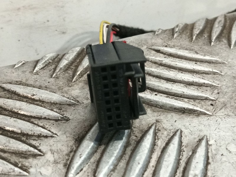 Recambio de retrovisor derecho para audi a1 (8x1, 8xk) 1.6 tdi referencia OEM IAM E1021120  