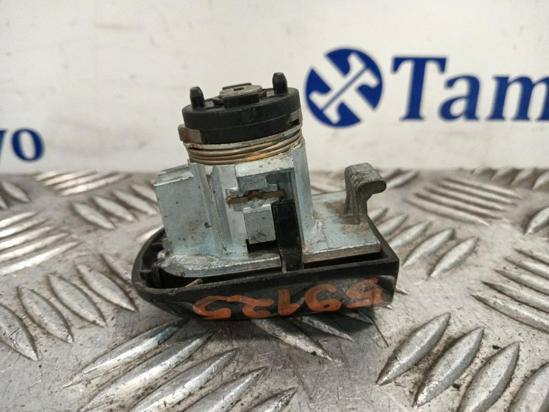 Recambio de cerradura puerta delantera izquierda para volvo xc60 referencia OEM IAM 30784963  