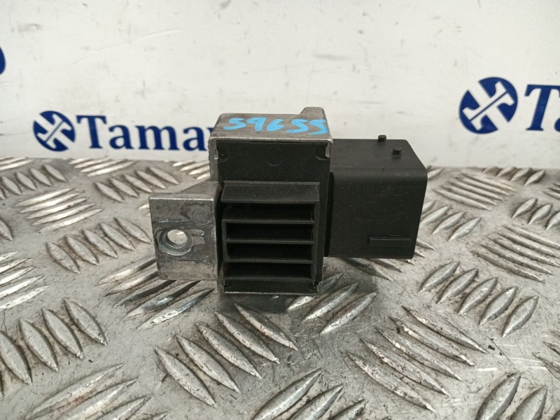 Recambio de caja precalentamiento para dacia duster (hs_) 1.5 dci referencia OEM IAM 110678071R  