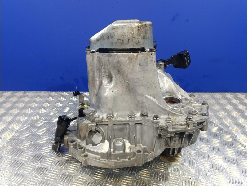 Recambio de caja cambios para peugeot 207 referencia OEM IAM 20CQ65  