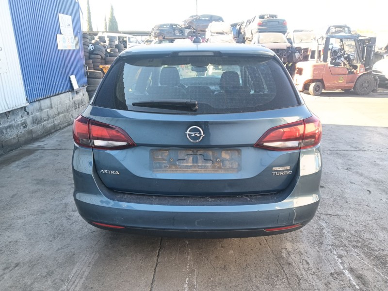 opel astra k sports tourer (b16) del año 2017
