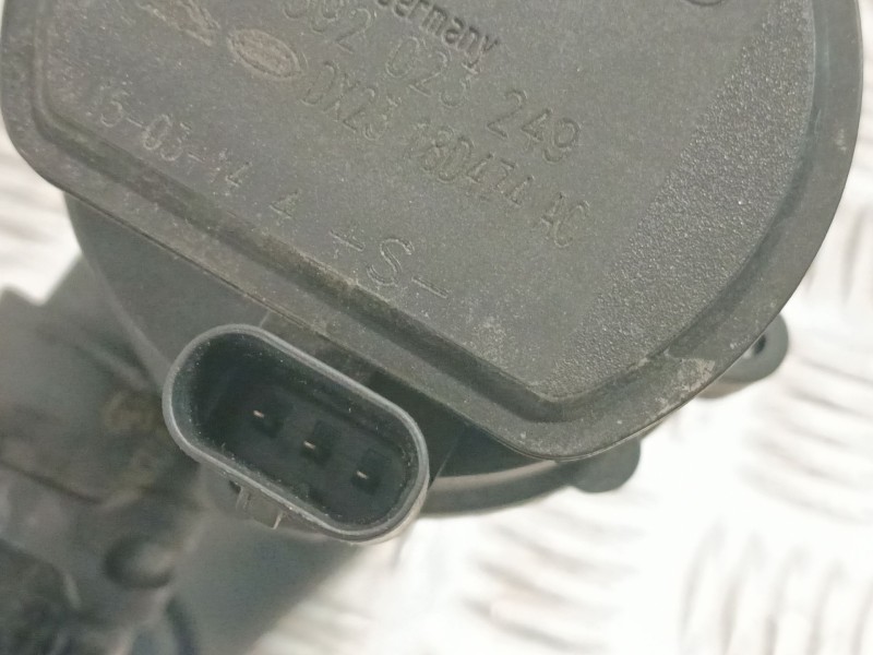 Recambio de bomba agua para jaguar xe (x760) 2.0 d referencia OEM IAM DX2318D474AC  