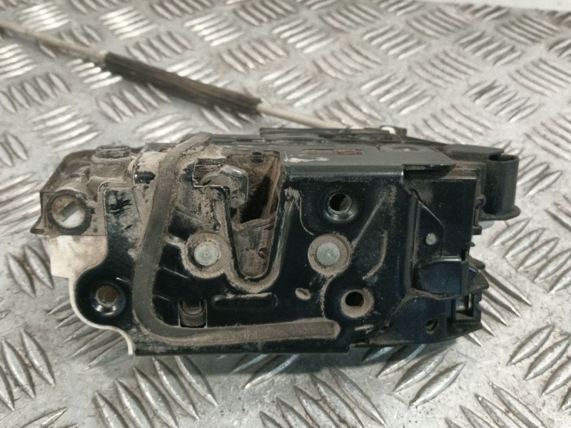 Recambio de cerradura puerta trasera izquierda para seat ibiza (6j5) 1.2 tsi referencia OEM IAM 6J0839015E  