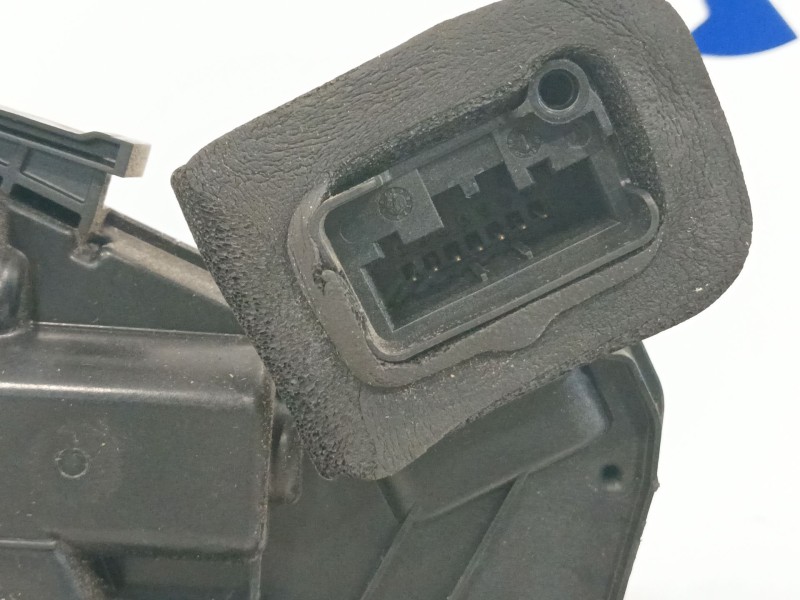Recambio de cerradura puerta delantera derecha para volkswagen golf vi (5k1) 2.0 gti referencia OEM IAM 5K1837016H  