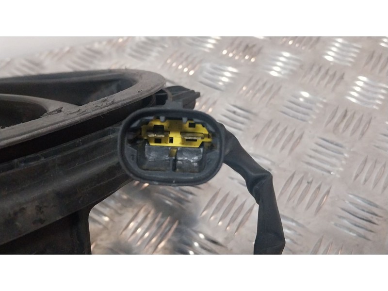 Recambio de electroventilador para fiat punto berlina (188) 1.3 jtd cat referencia OEM IAM GMV80CEM00 1401312180 