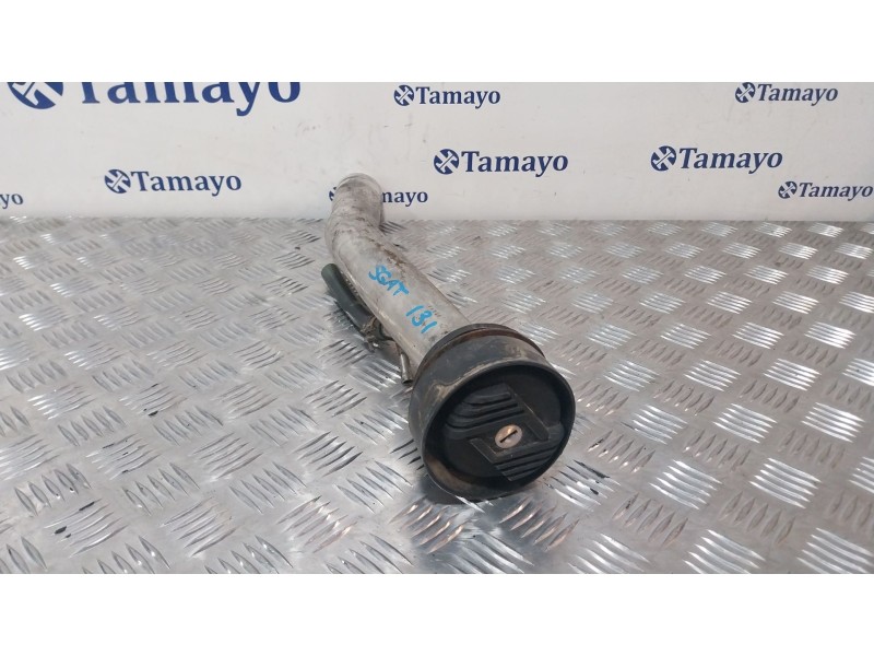 Recambio de tapon combustible para seat 131 referencia OEM IAM   