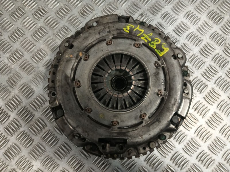 Recambio de kit embrague para kia sorento referencia OEM IAM   