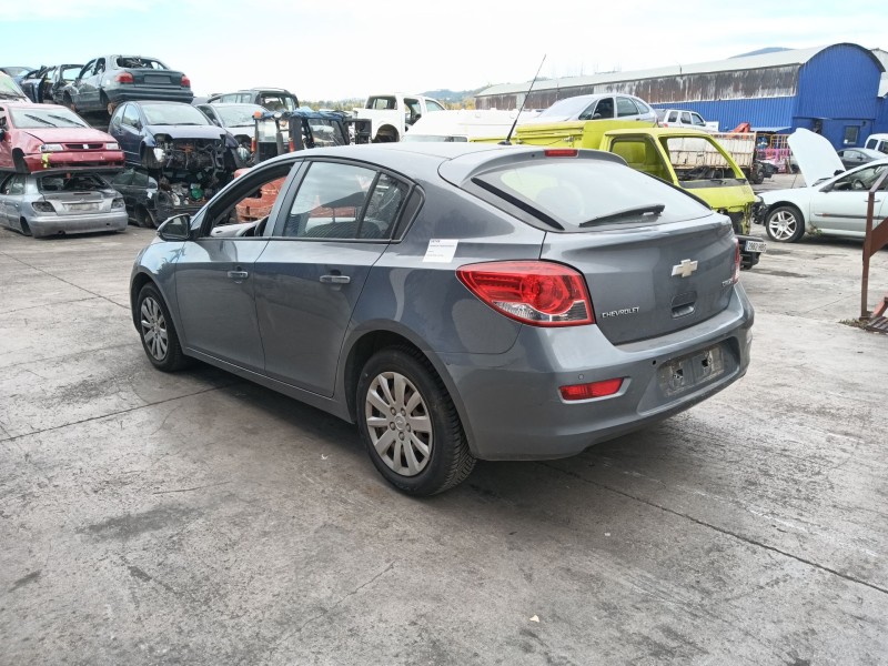 chevrolet cruze hatchback (j305) del año 2014