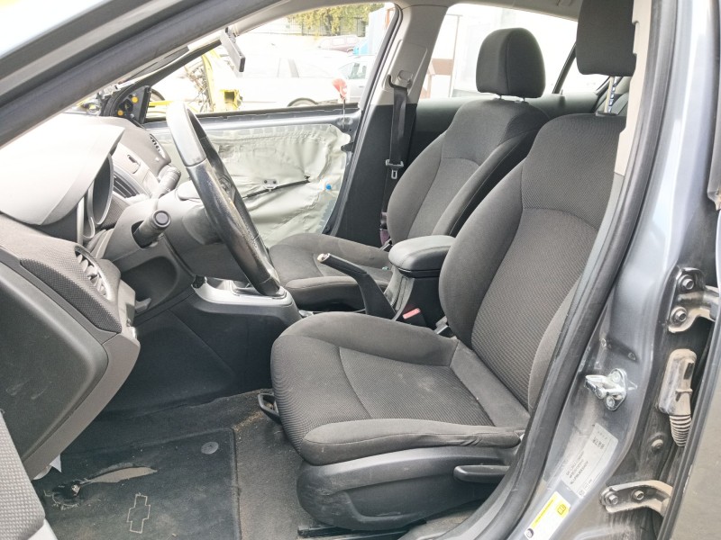 chevrolet cruze hatchback (j305) del año 2014