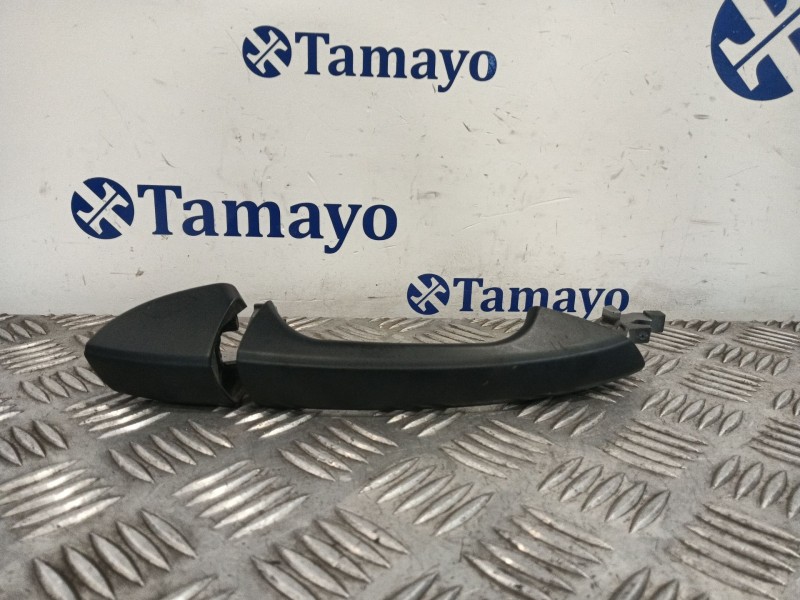 Recambio de maneta exterior delantera derecha para mercedes-benz clase a (w176) referencia OEM IAM A2047600270 A2047600420 