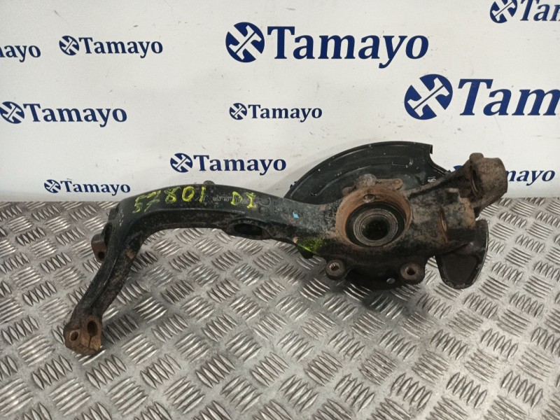 Recambio de mangueta delantera izquierda para volkswagen passat berlina (3b3) referencia OEM IAM 8D0407257  
