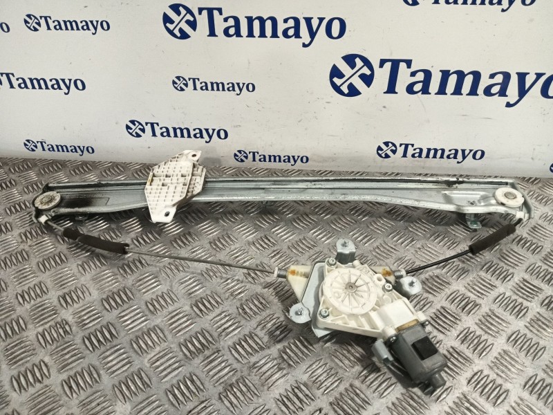 Recambio de elevalunas delantero derecho para hyundai h350 furgoneta 2.5 crdi referencia OEM IAM 8240259010  
