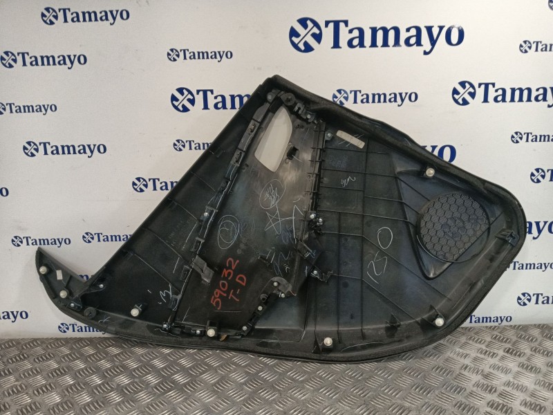 Recambio de guarnecido puerta trasera derecha para mazda 2 lim. () referencia OEM IAM DB5J68531RH  