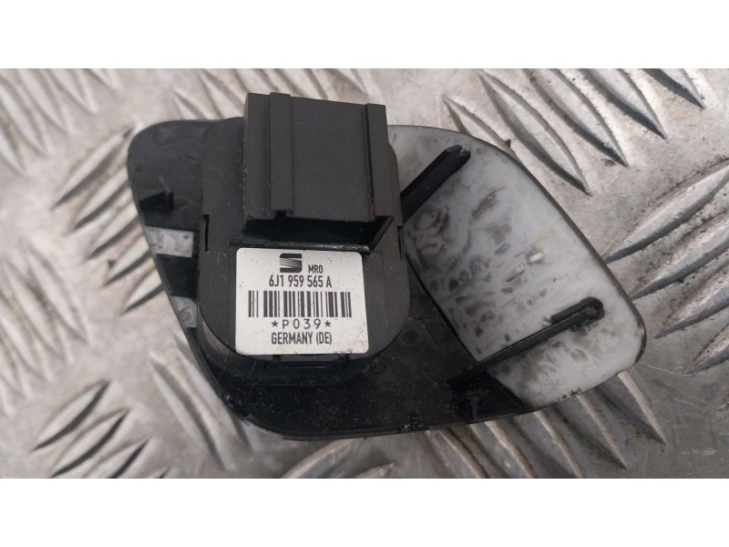 Recambio de mando retrovisor para seat ibiza (6j5) referencia OEM IAM 6J1959565A  