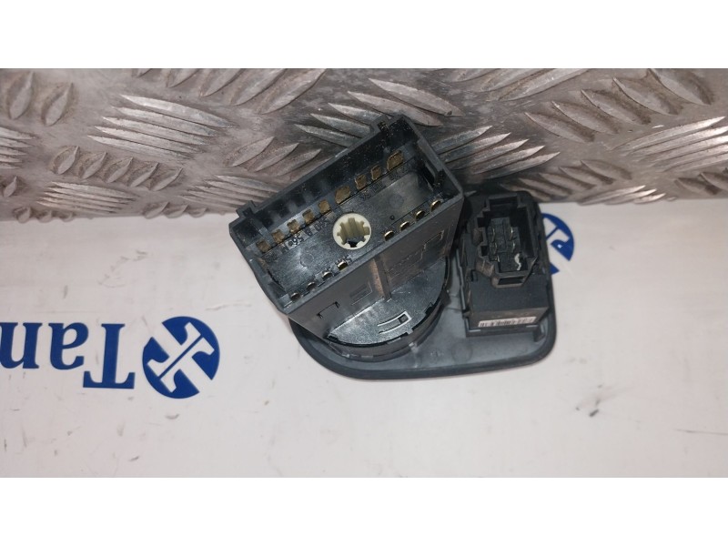 Recambio de mando luces para seat ibiza (6j5) referencia OEM IAM 6J1941531A 6J0919094 